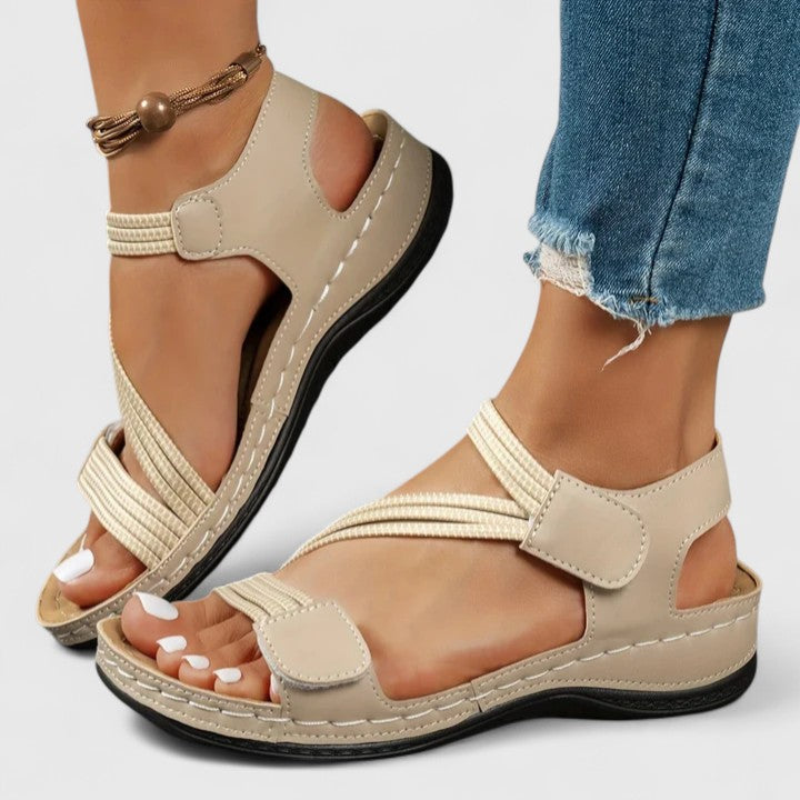 Sofistikerede sandaler Mette I Rosendal
