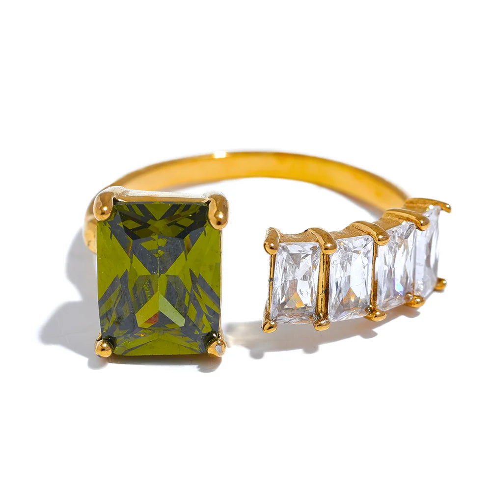 Asymmetrisk Elegant Prisma Ring" in Danish without "LUNVIA" and replacing it with "Rosendal" would be: 

"Rosendal Asymmetrisk Elegant Prisma Ring