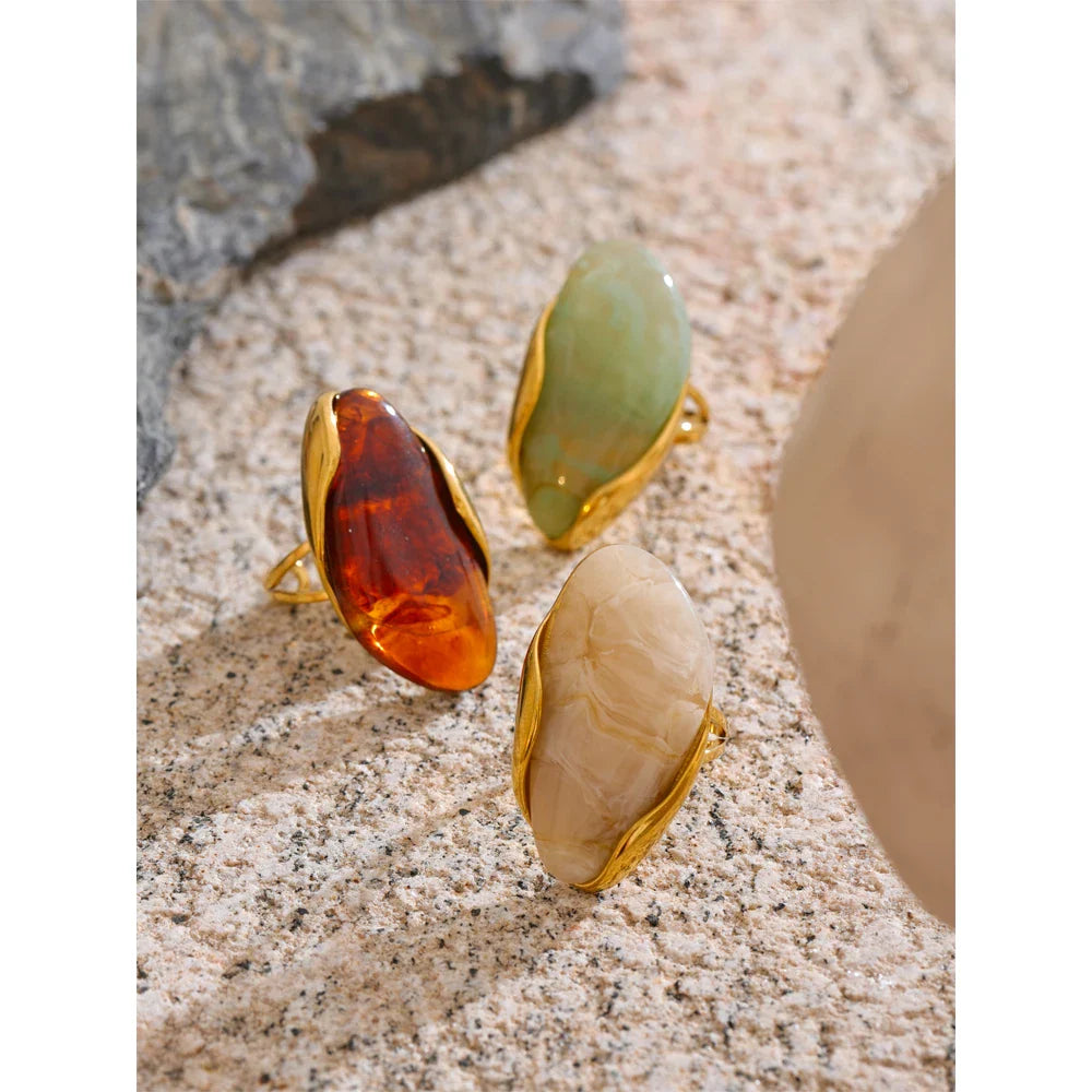 Geometrisk ring i resin Vulla | Rosendal
