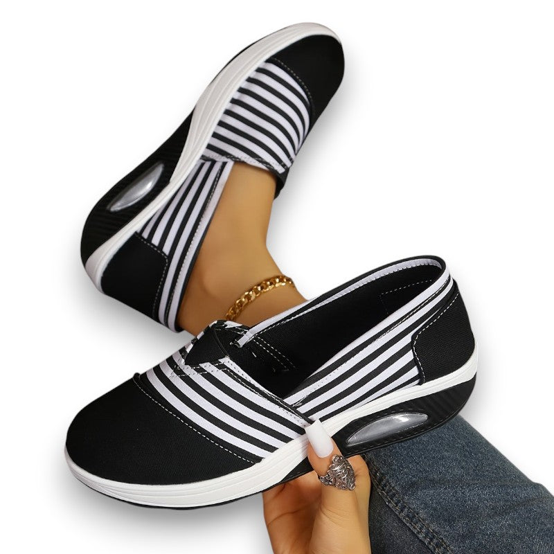 Komfortable slip-on ortopædiske striberede sneakers Pia | Rosendal