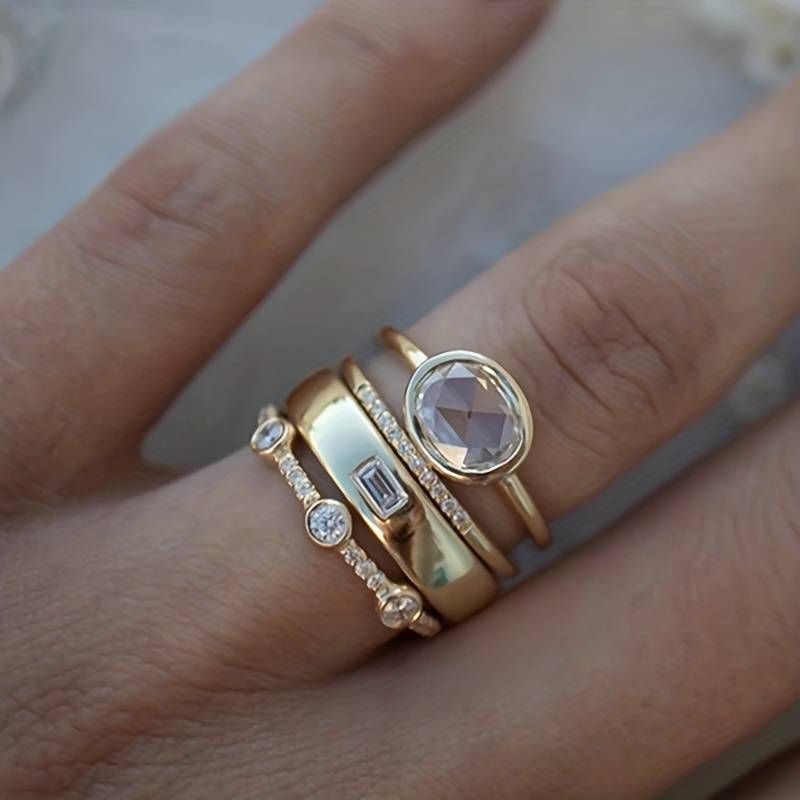 Vintage Guld Ring Sæt med Zirkonia | Rosendal