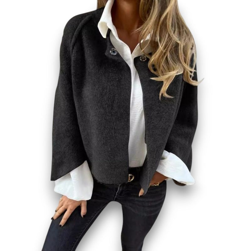 Kort jakke med elegante udvidede ærmer Mette | Rosendal
